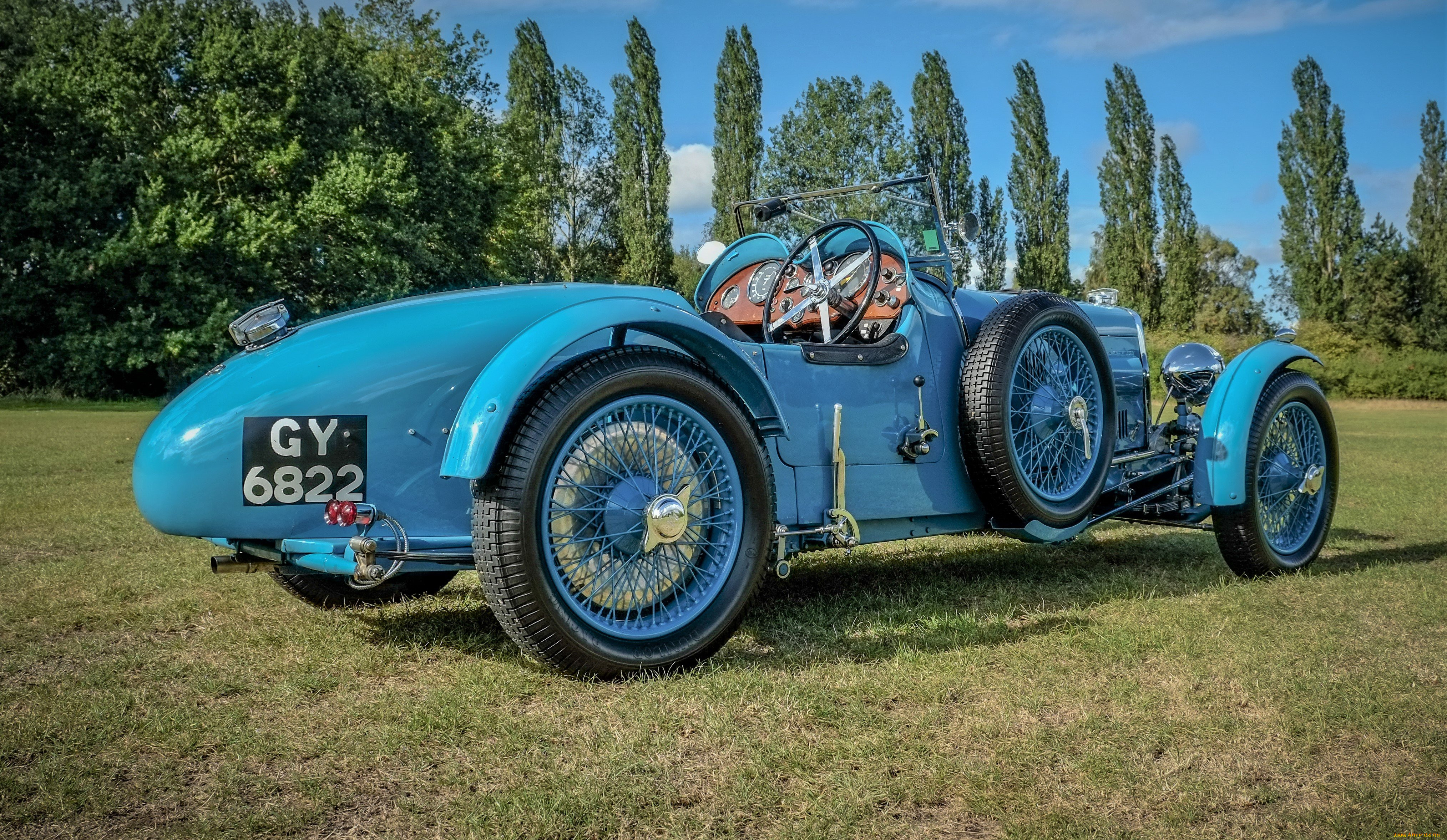 , , aston-martin